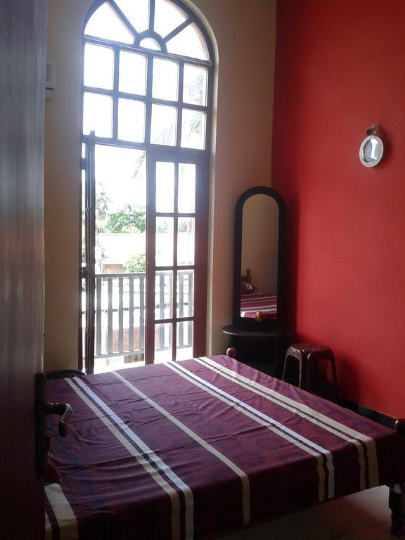 Aurora - Negombo Budget Hostel Exterior foto
