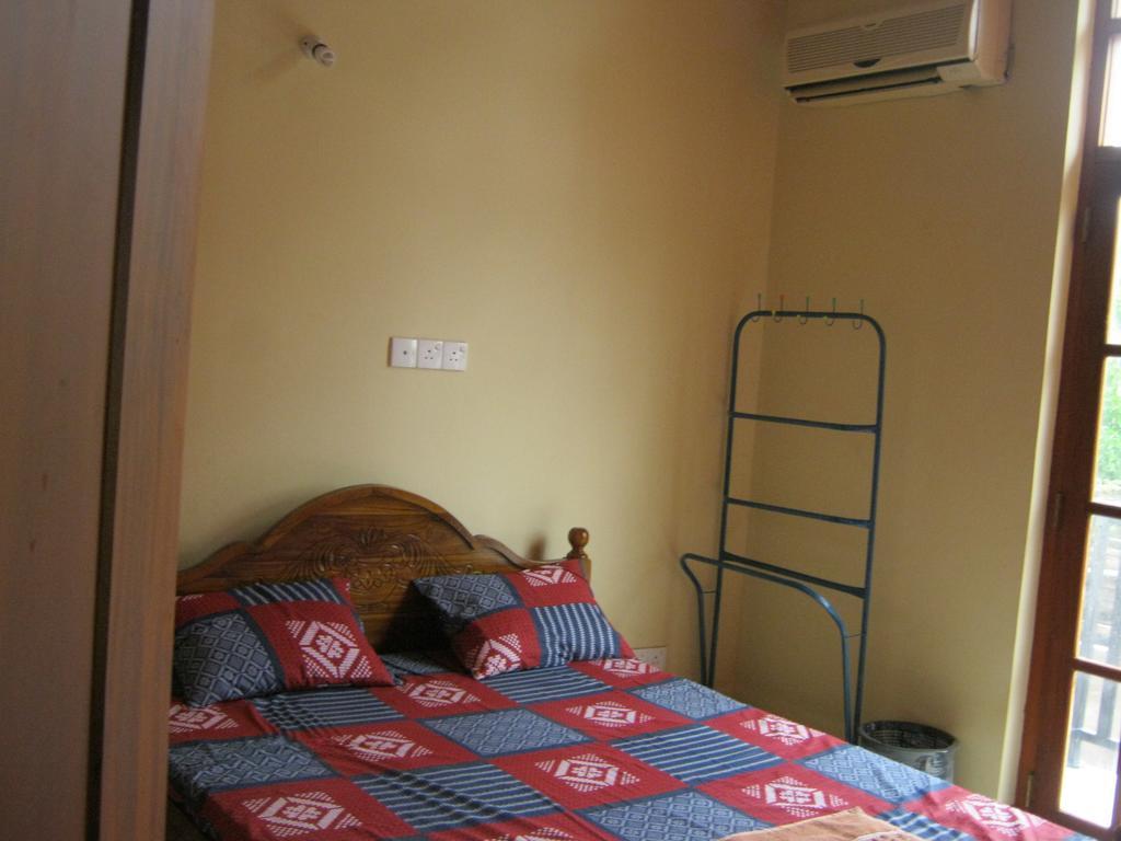 Aurora - Negombo Budget Hostel Quarto foto