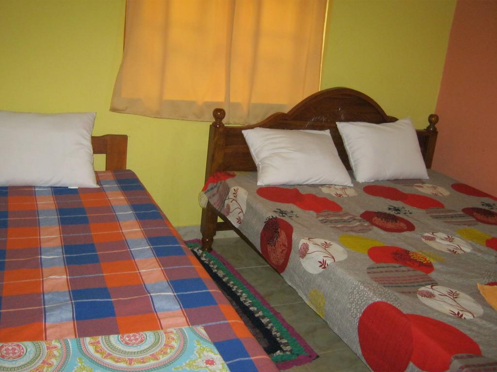 Aurora - Negombo Budget Hostel Quarto foto