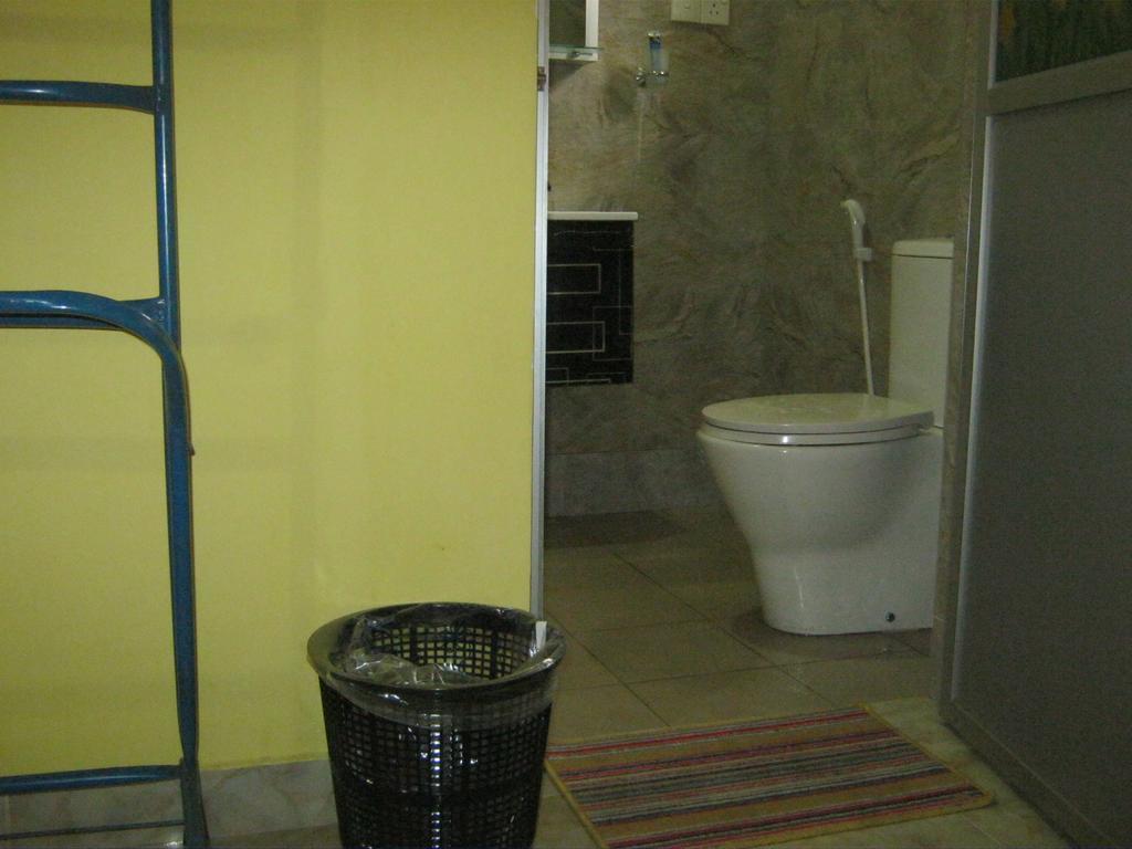 Aurora - Negombo Budget Hostel Quarto foto